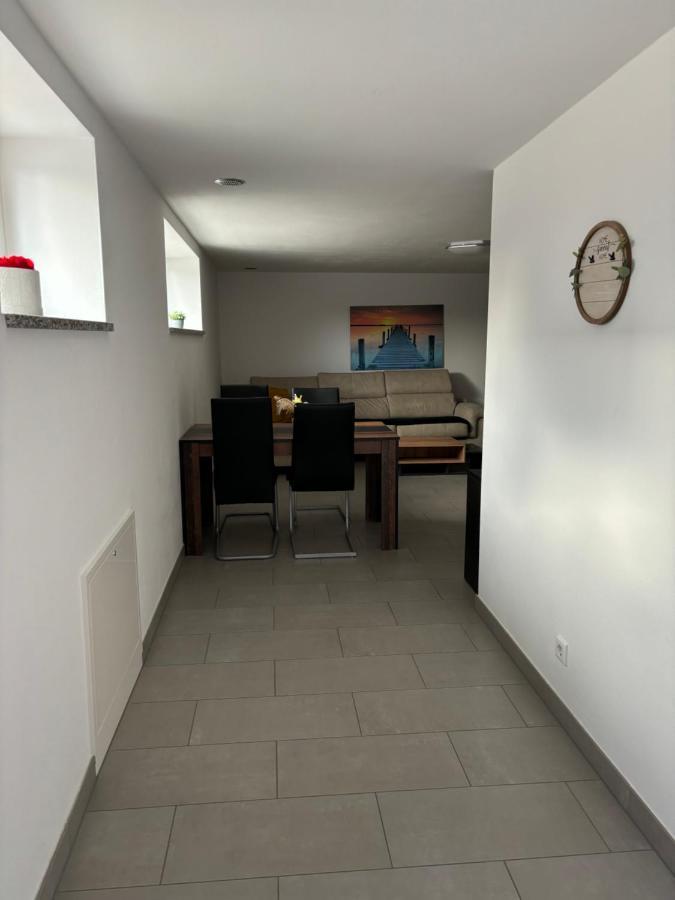 Annashome Apartment